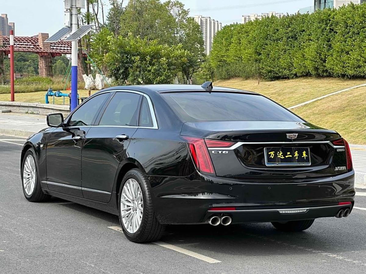 凱迪拉克 CT6  2019款 28T 時(shí)尚型圖片