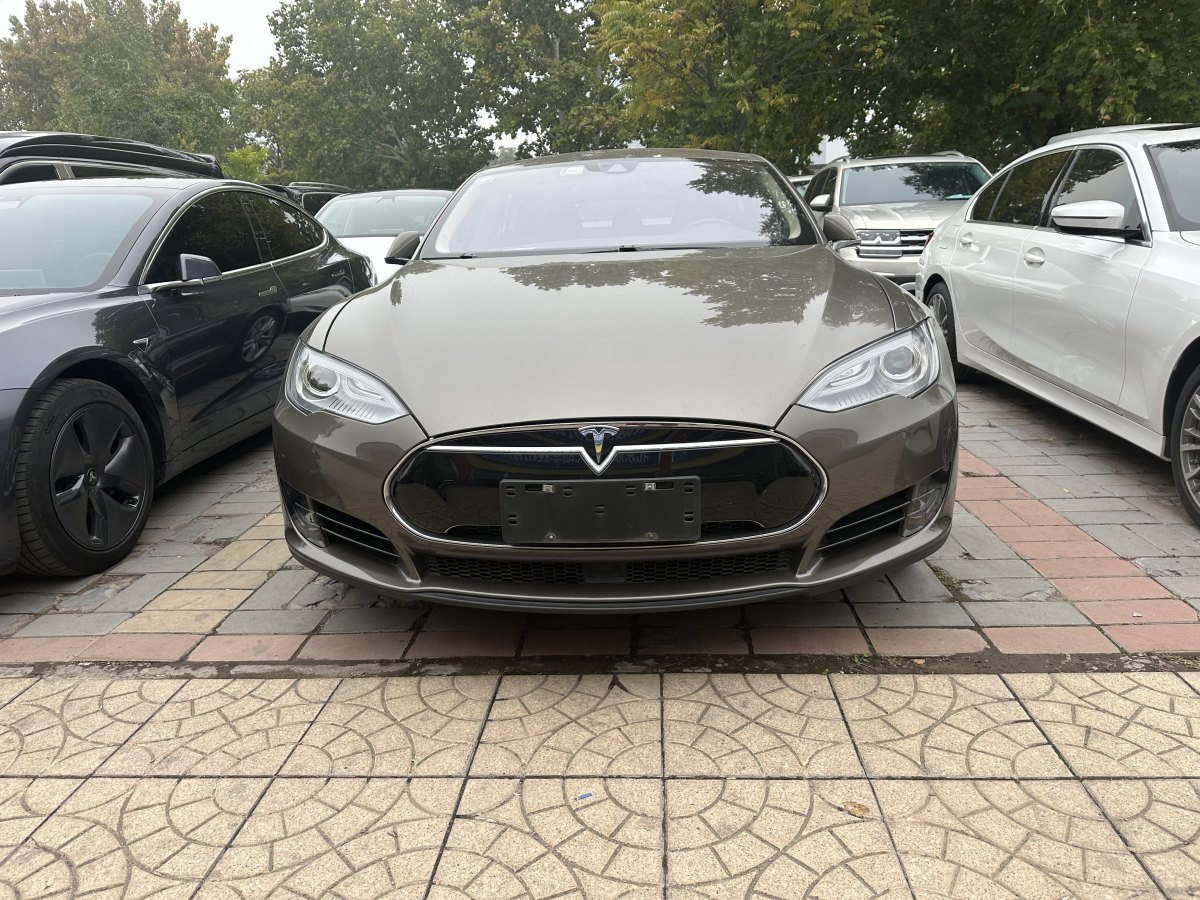 特斯拉 Model S  2017款 Model S 90D圖片