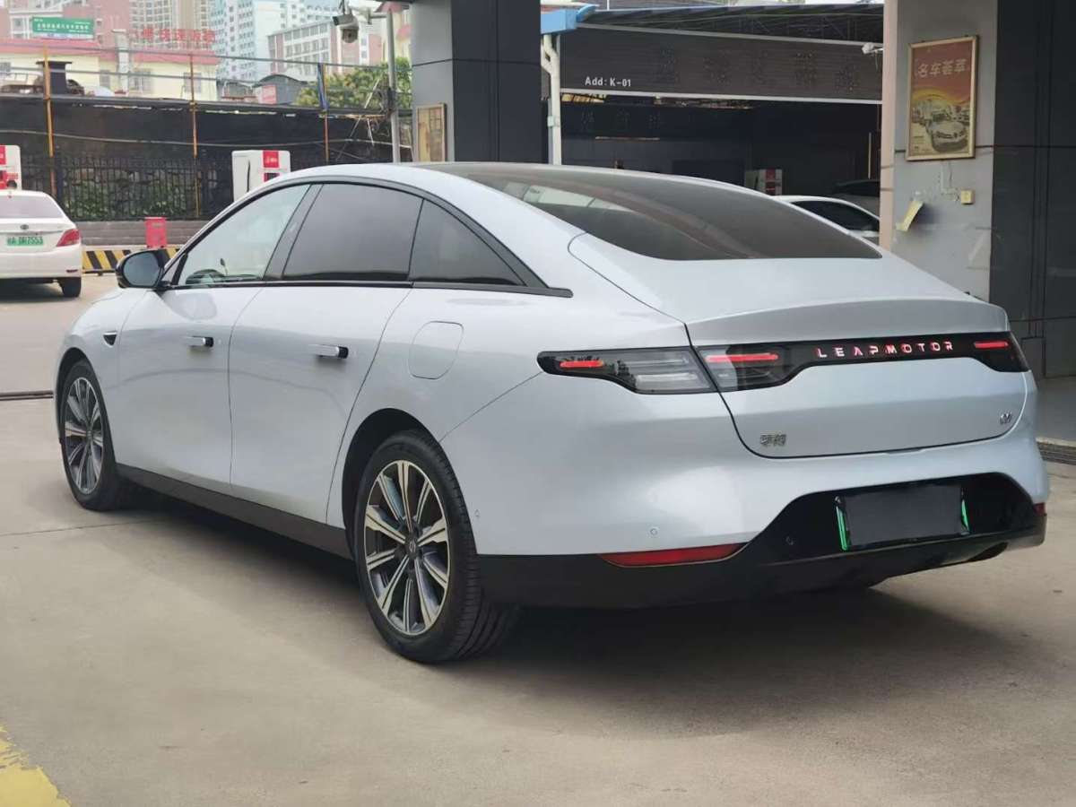 零跑 零跑C01  2023款 增程 316 舒享版圖片
