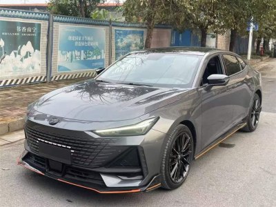 2023年4月 長(zhǎng)安 長(zhǎng)安UNI-V 1.5T 尊貴型圖片