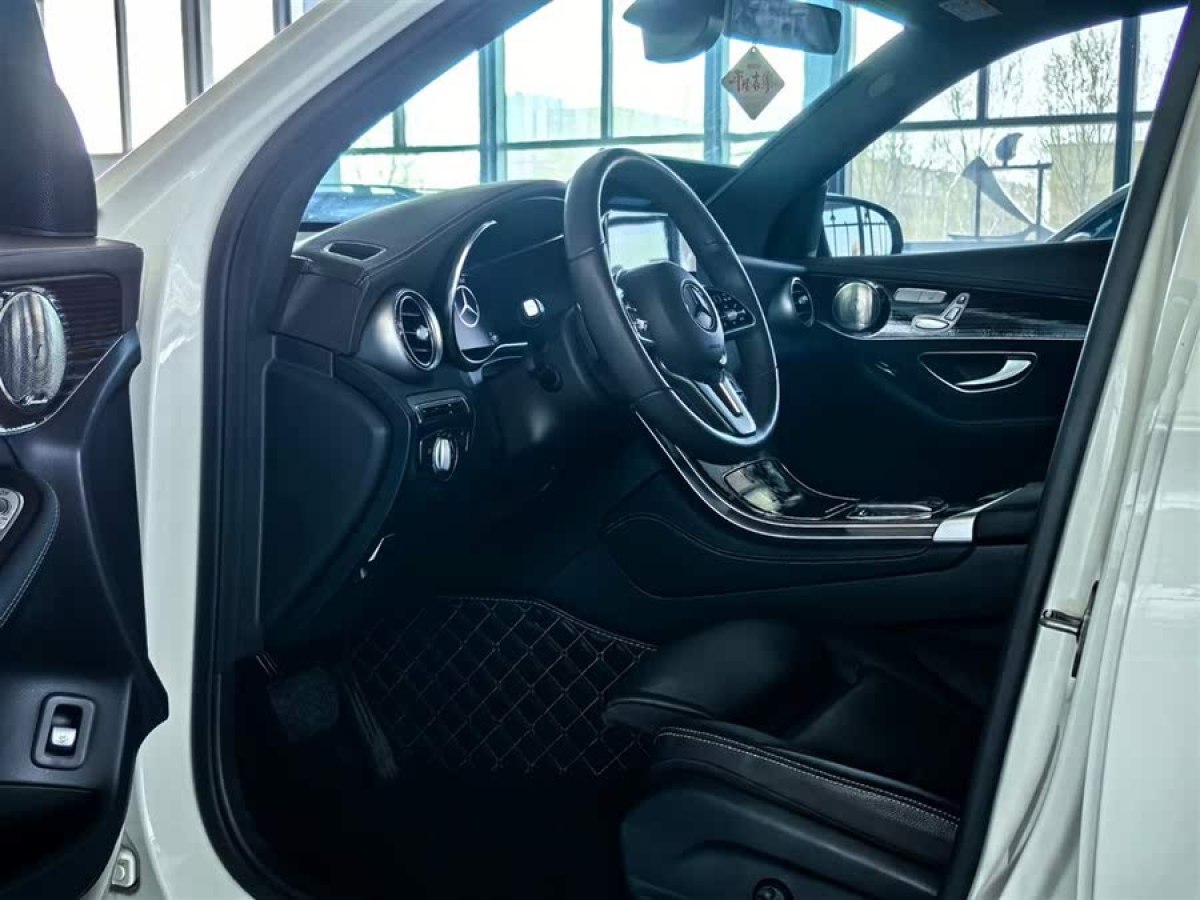 奔馳 奔馳GLC  2025款 改款 GLC 260 L 4MATIC 豪華型圖片