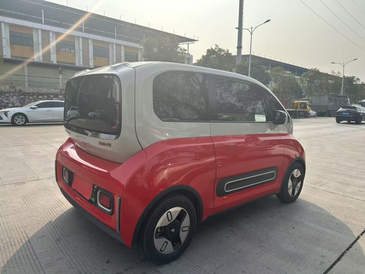 寶駿 寶駿KiWi EV  2021款 設計師 三元鋰圖片