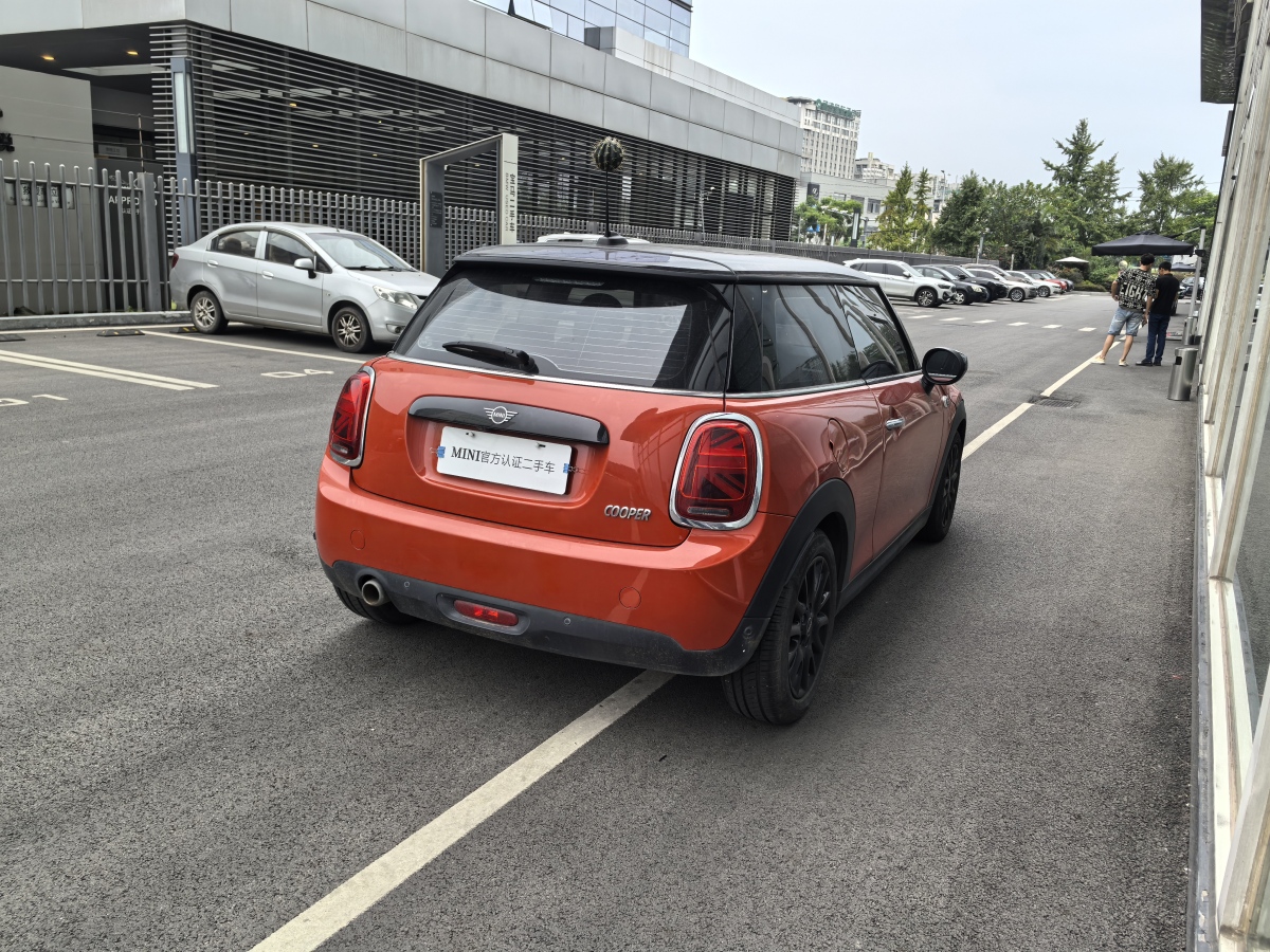 MINI MINI  2019款 1.5T COOPER 經(jīng)典派圖片