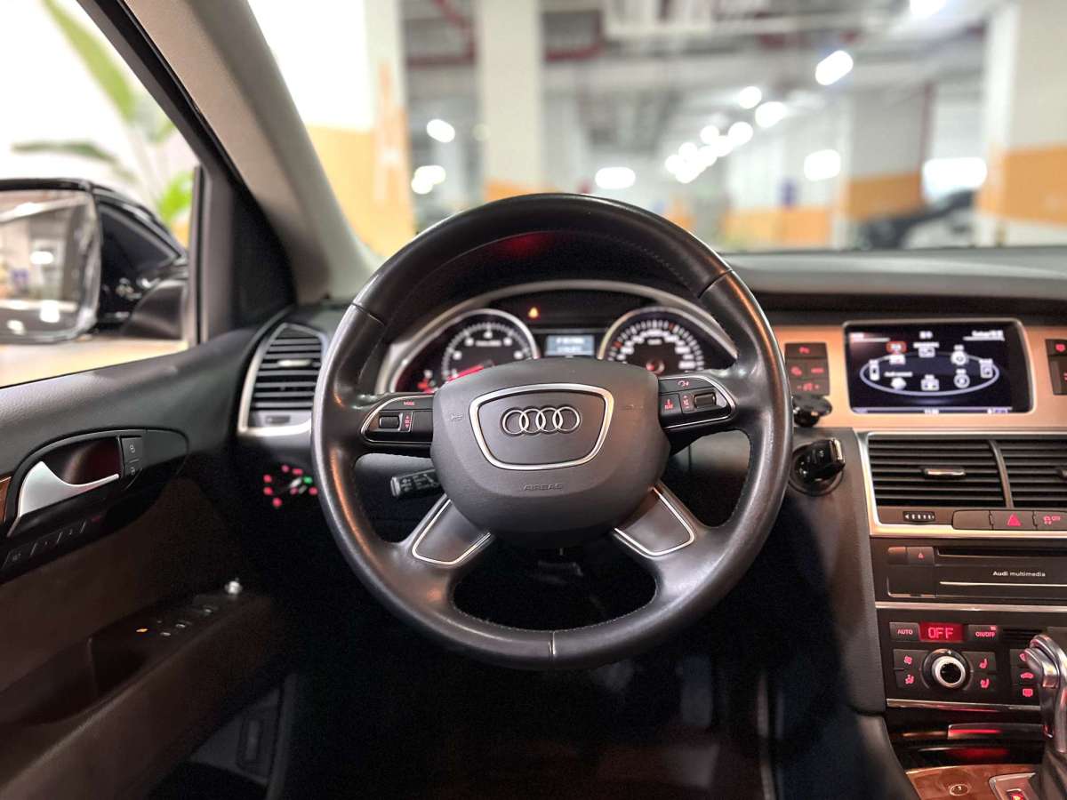 奧迪 奧迪Q7  2015款 35 TFSI 進取型圖片