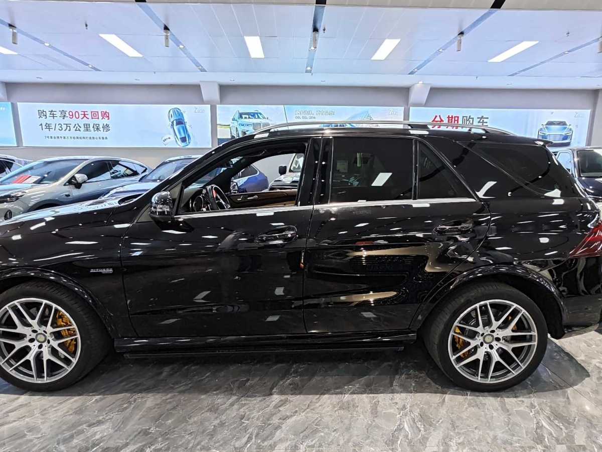 奔馳 奔馳GLE  2017款 GLE 320 4MATIC 動(dòng)感型圖片