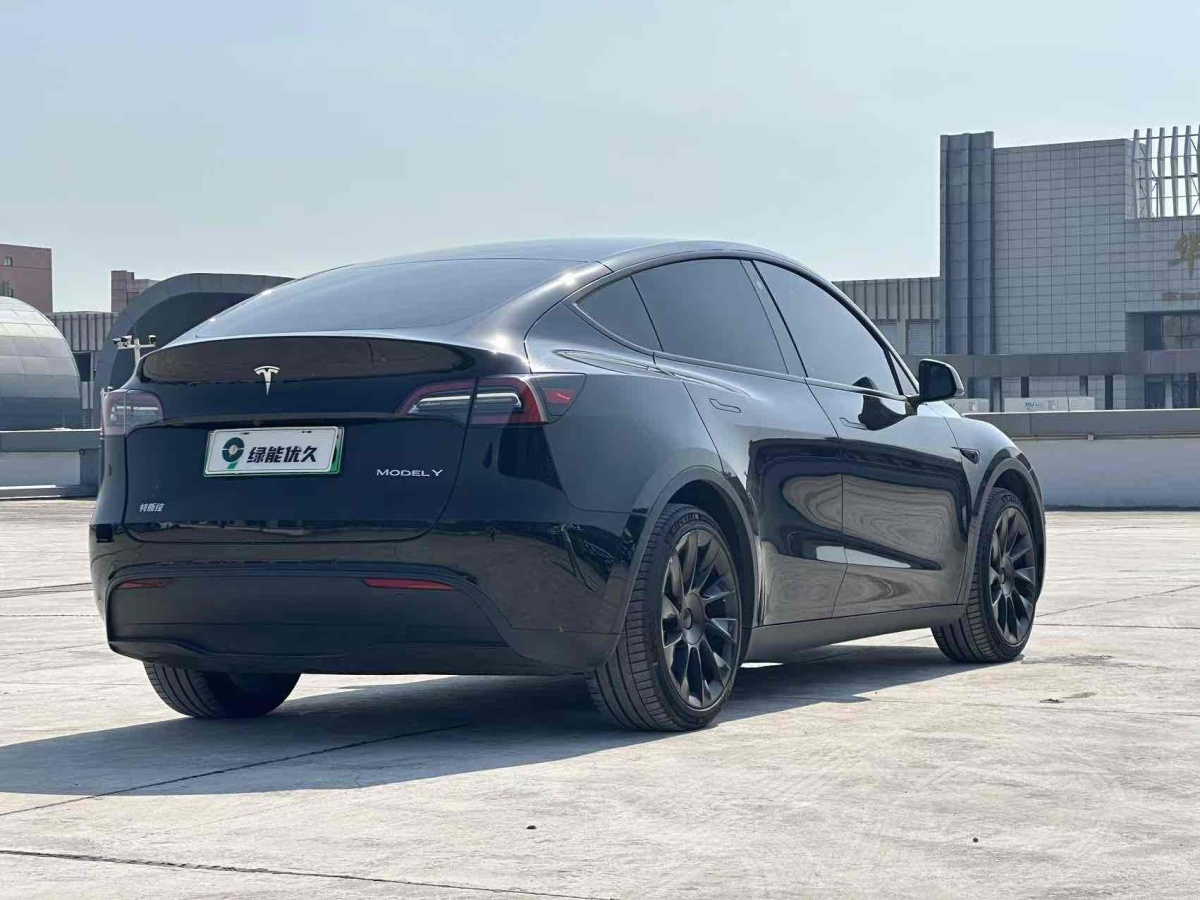 特斯拉 Model Y  2022款 改款 后輪驅(qū)動(dòng)版圖片