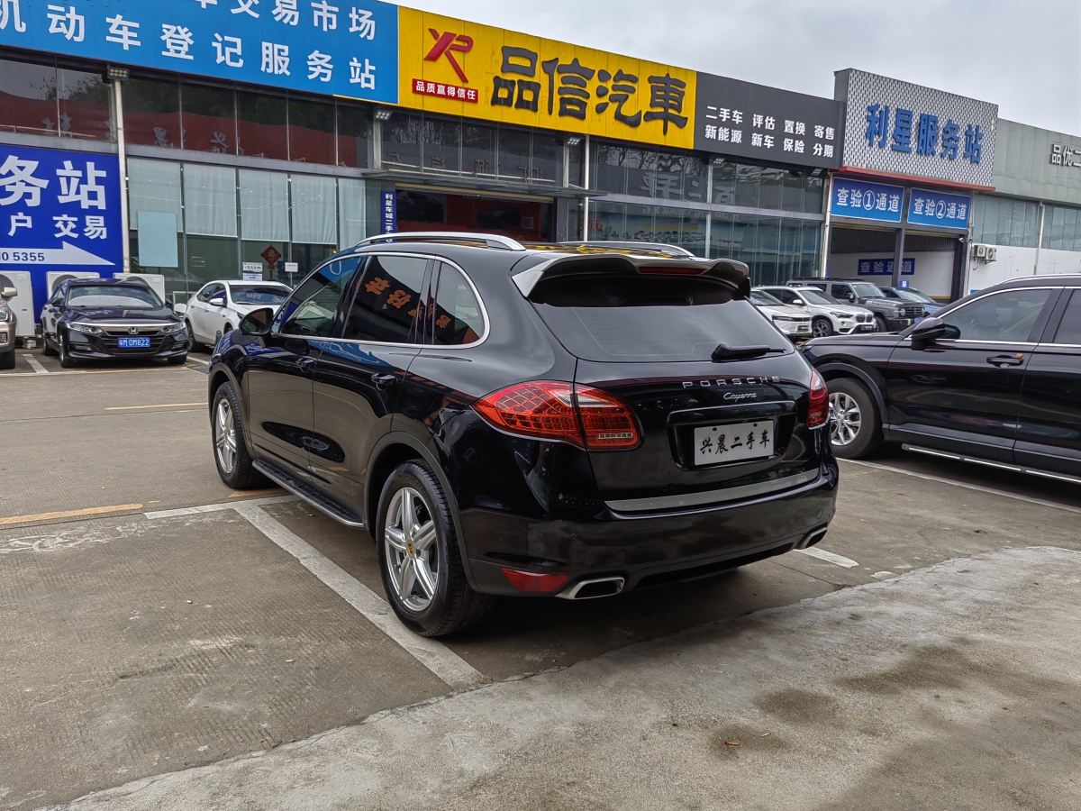 保时捷 Cayenne  2014款 Cayenne Platinum Edition 3.0T图片