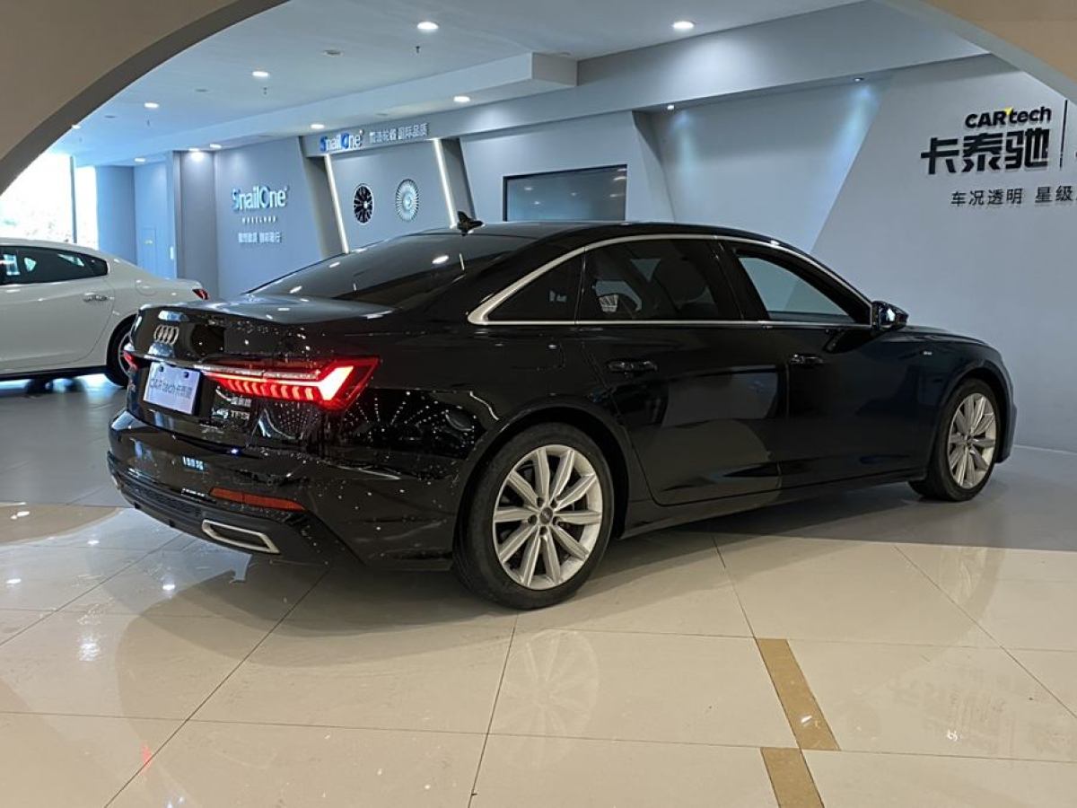 奧迪 奧迪A6L  2021款 45 TFSI 臻選動(dòng)感型圖片