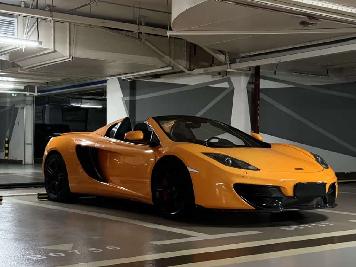 邁凱倫 12C  2013款 3.8T SPIDER 50周年紀(jì)念版圖片