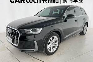 奧迪Q7 奧迪 45 TFSI quattro S line運(yùn)動(dòng)型