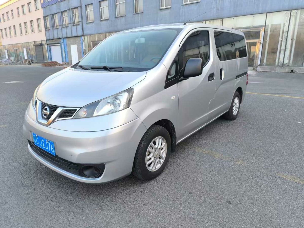 日產(chǎn) NV200 圖片