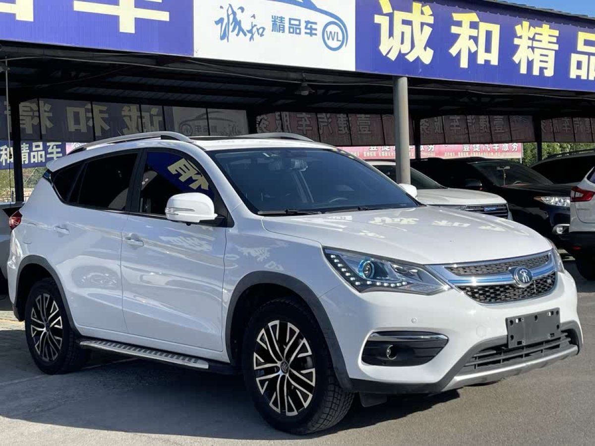 比亞迪 宋新能源  2017款 宋DM 1.5TID 全時(shí)四驅(qū)豪華型圖片