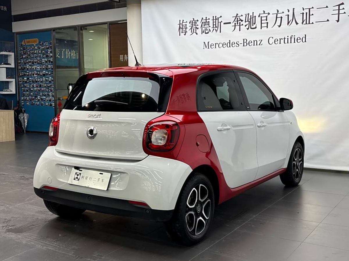 smart forfour  2018款 0.9T 66千瓦先鋒版圖片