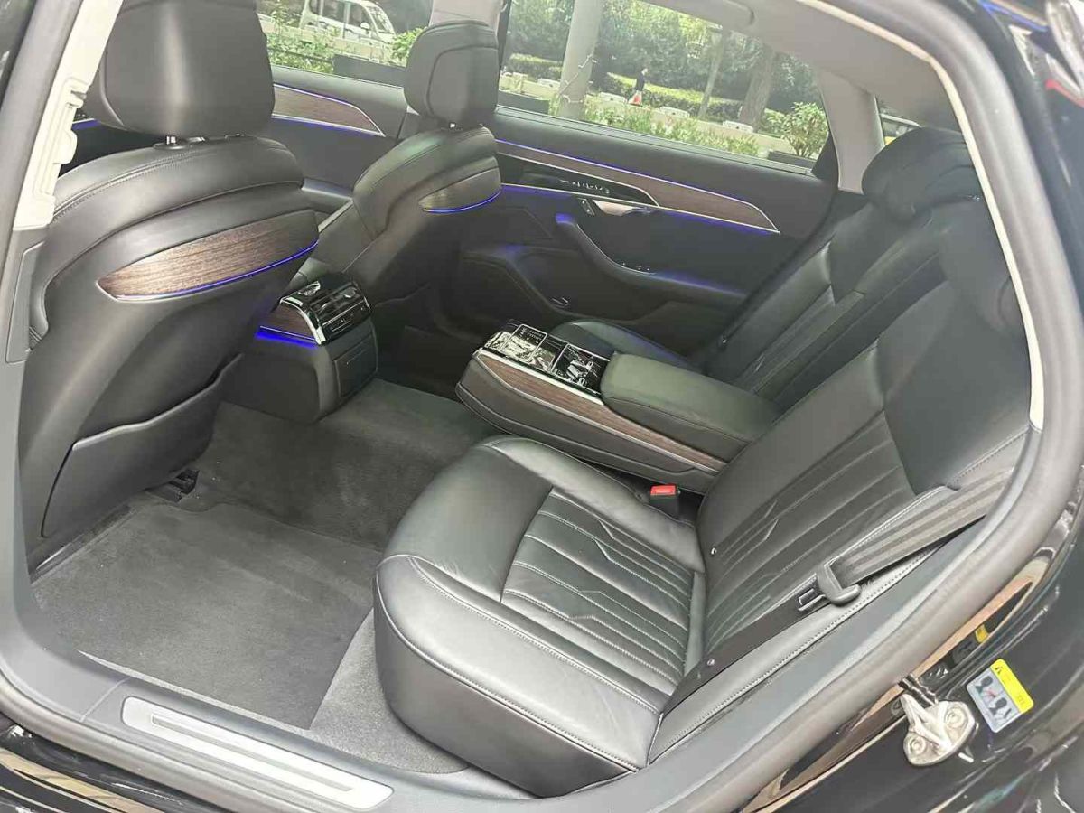 奧迪 奧迪S8  2020款 S8L 4.0TFSI quattro圖片