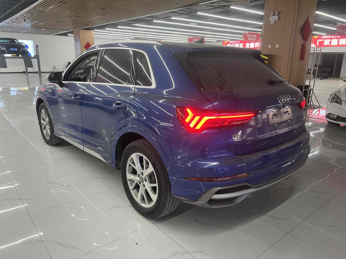 奧迪 奧迪Q3  2024款 35 TFSI 進(jìn)取動(dòng)感型圖片