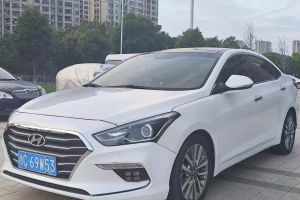 元 比亞迪 1.5L 手動全景天窗版
