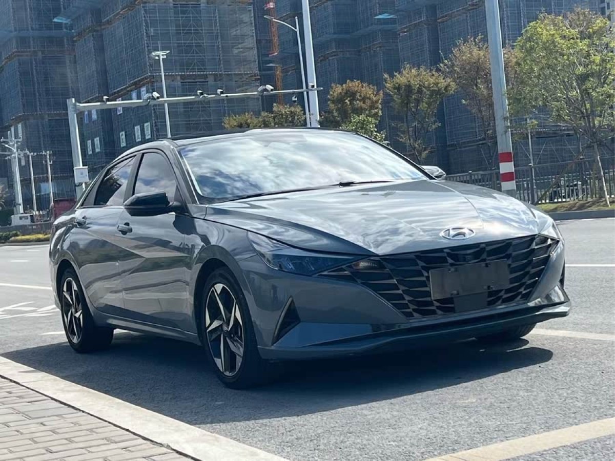 現(xiàn)代 伊蘭特  2022款 1.5L CVT LUX尊貴版圖片