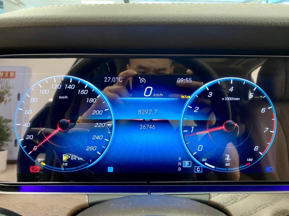 奔馳 奔馳E級  2023款 改款 E 300 L 豪華型圖片
