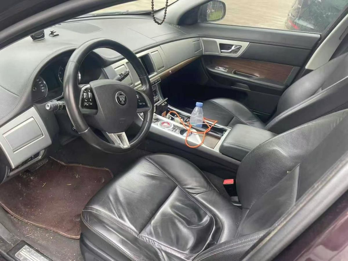 捷豹 XF  2014款 2.0T Style Club限量版圖片