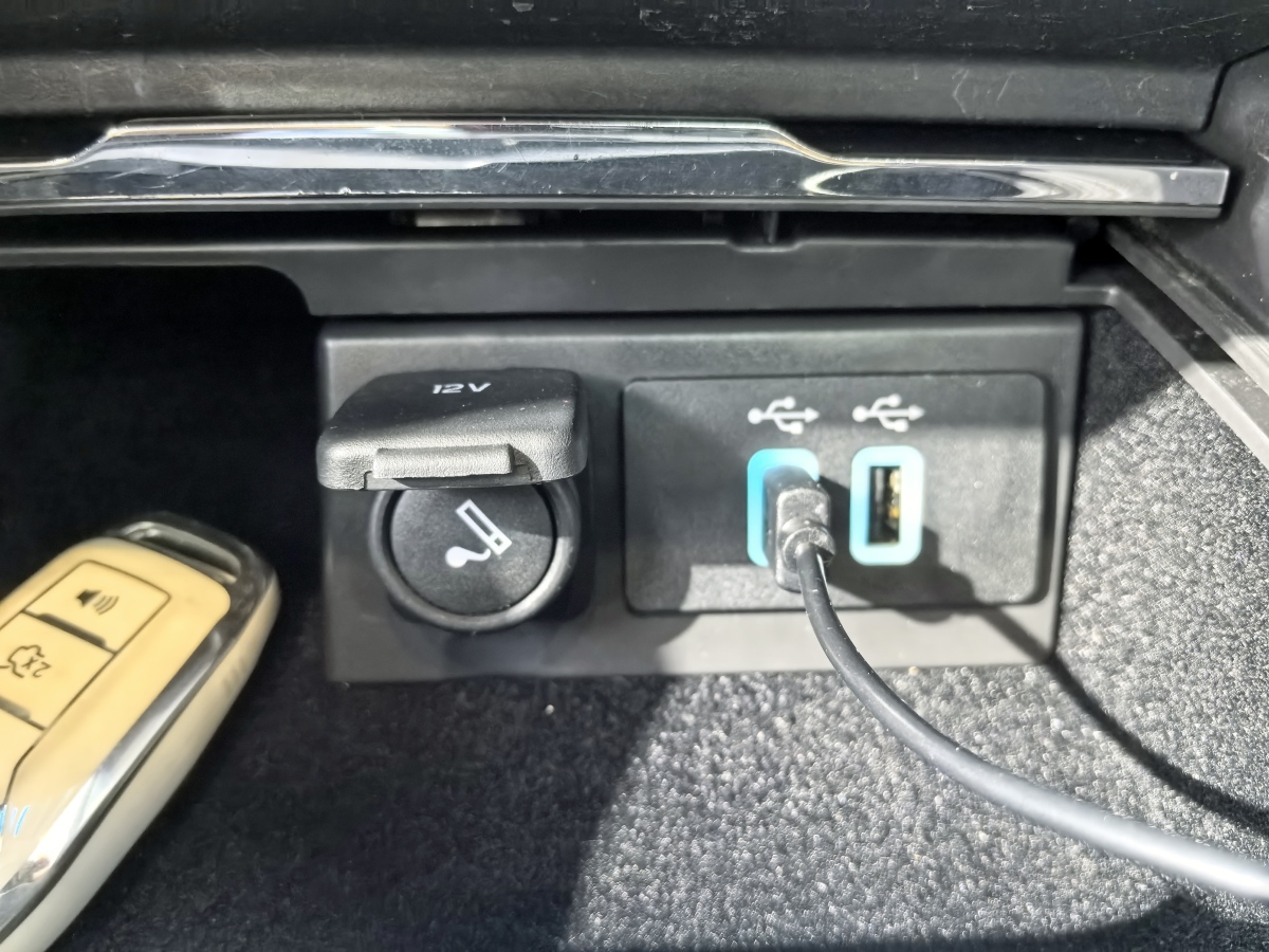 福特 金牛座  2017款 改款 EcoBoost 180 豪華型圖片