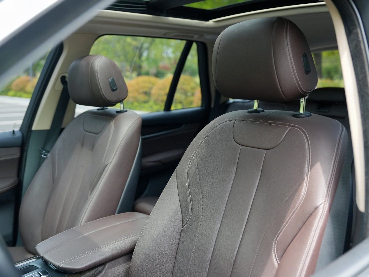 2014年12月寶馬 寶馬X5  2014款 xDrive35i 領(lǐng)先型