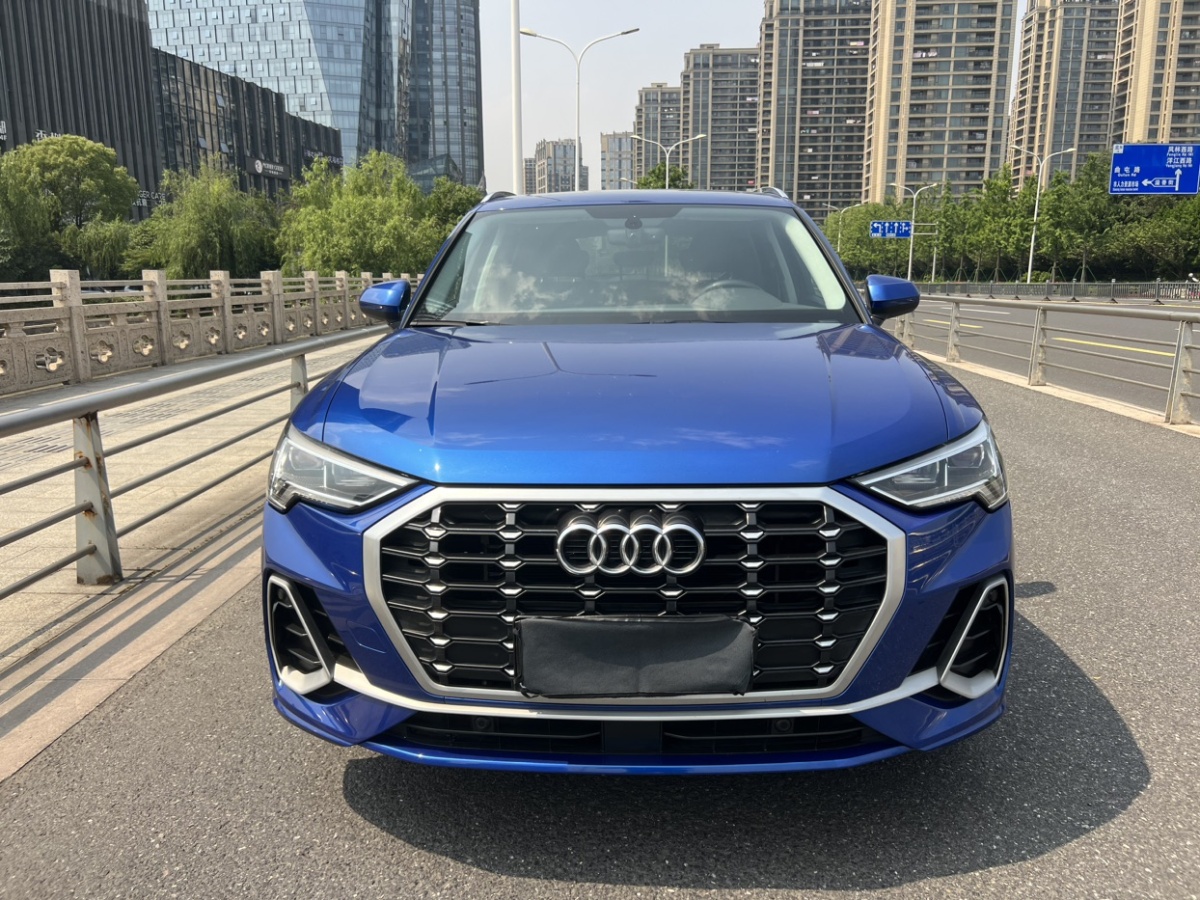 奥迪 奥迪Q3  2020款 35 TFSI 时尚动感型图片