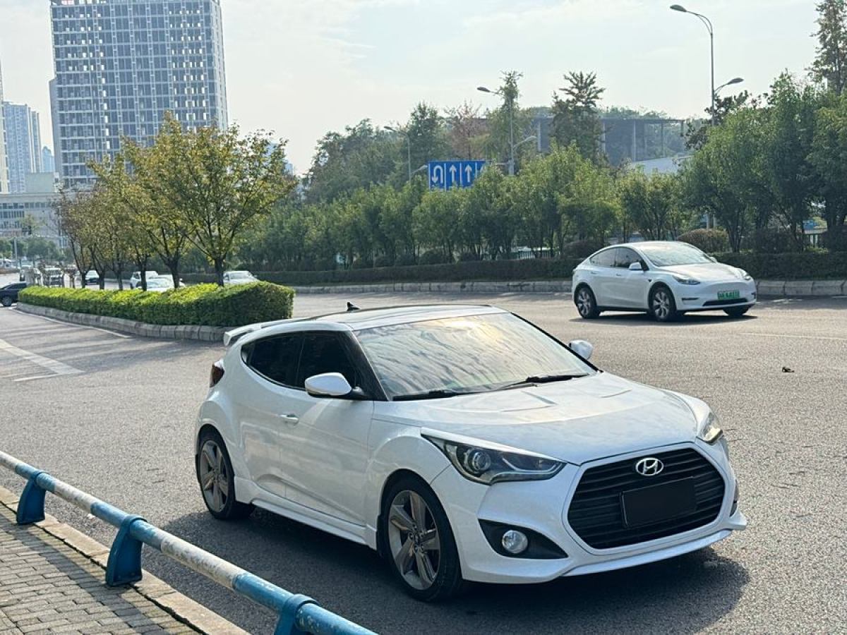 現(xiàn)代 Veloster飛思  2012款 1.6L 自動(dòng)豪華版圖片