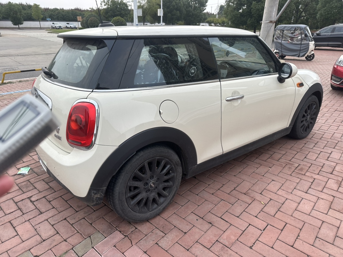 MINI MINI  2016款 1.2T ONE 先鋒派圖片