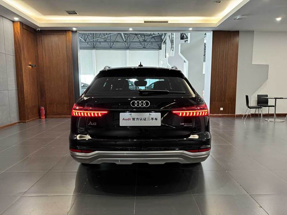 奥迪 奥迪A6  2020款 Allroad 探索家 55 TFSI 尊享越野型图片