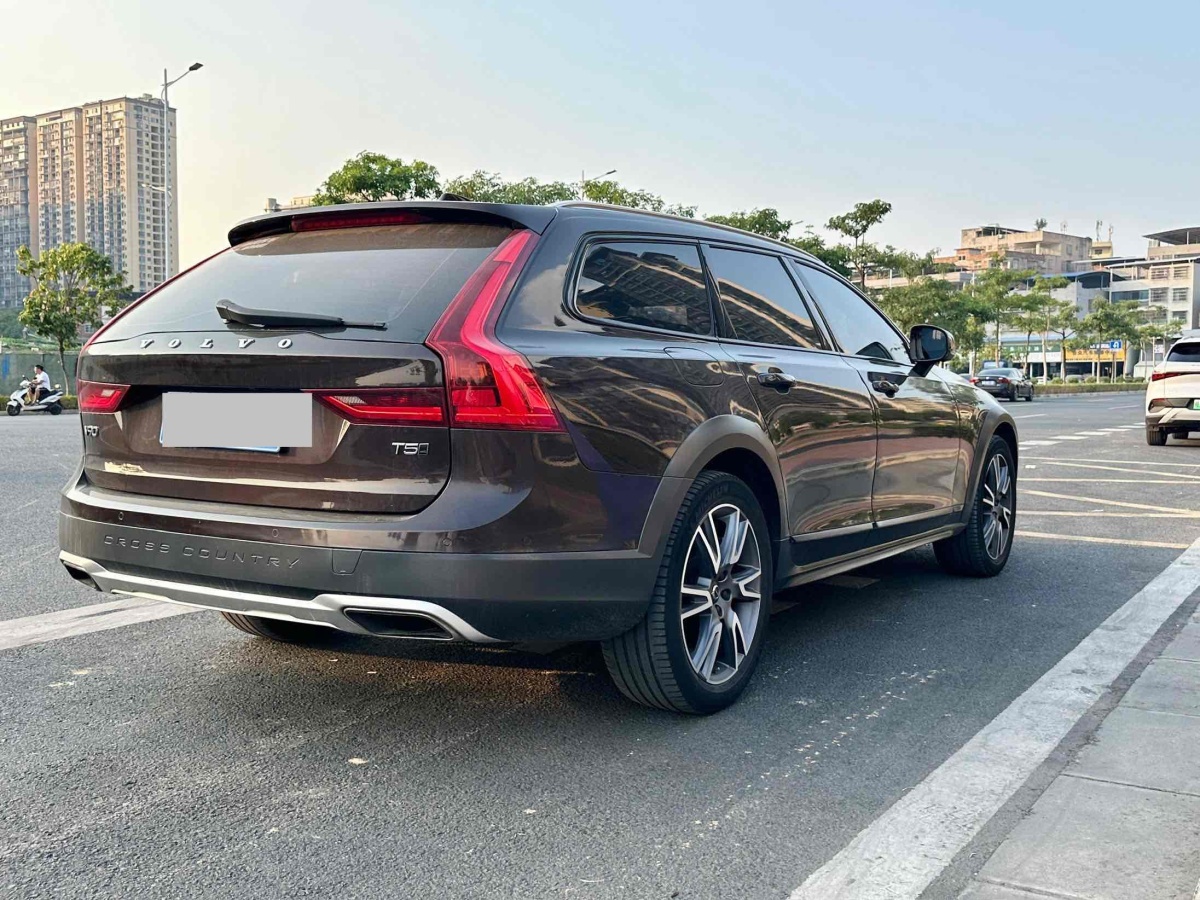 沃爾沃 V90  2017款 Cross Country T5 AWD 智尊版圖片