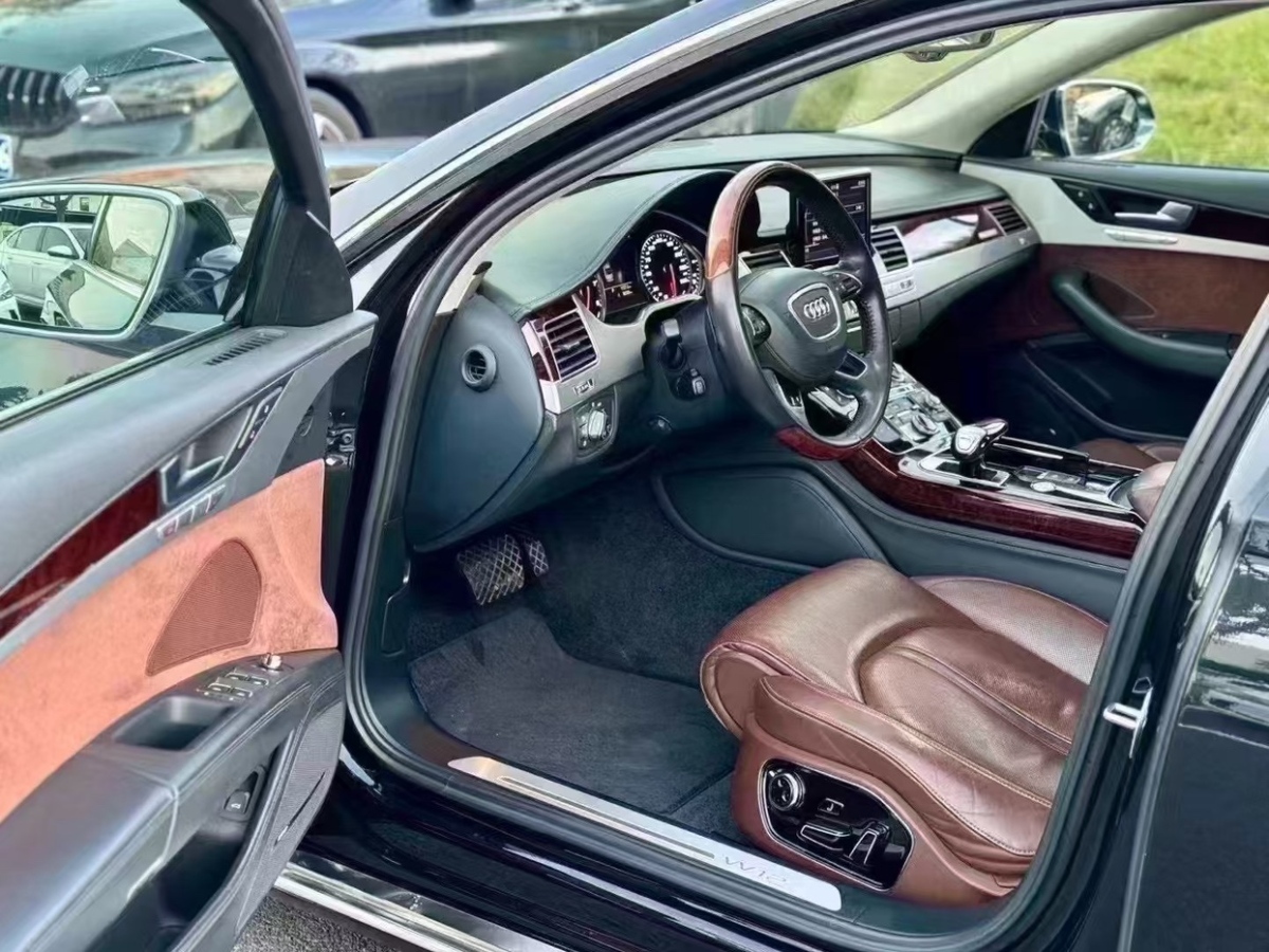 奧迪 奧迪A8  2013款 A8L 6.3 FSI W12 quattro旗艦型圖片