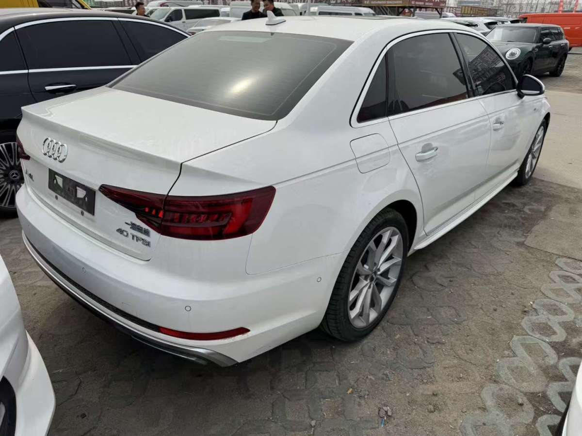 奧迪 奧迪A4L  2019款 40 TFSI 時(shí)尚型 國(guó)V圖片