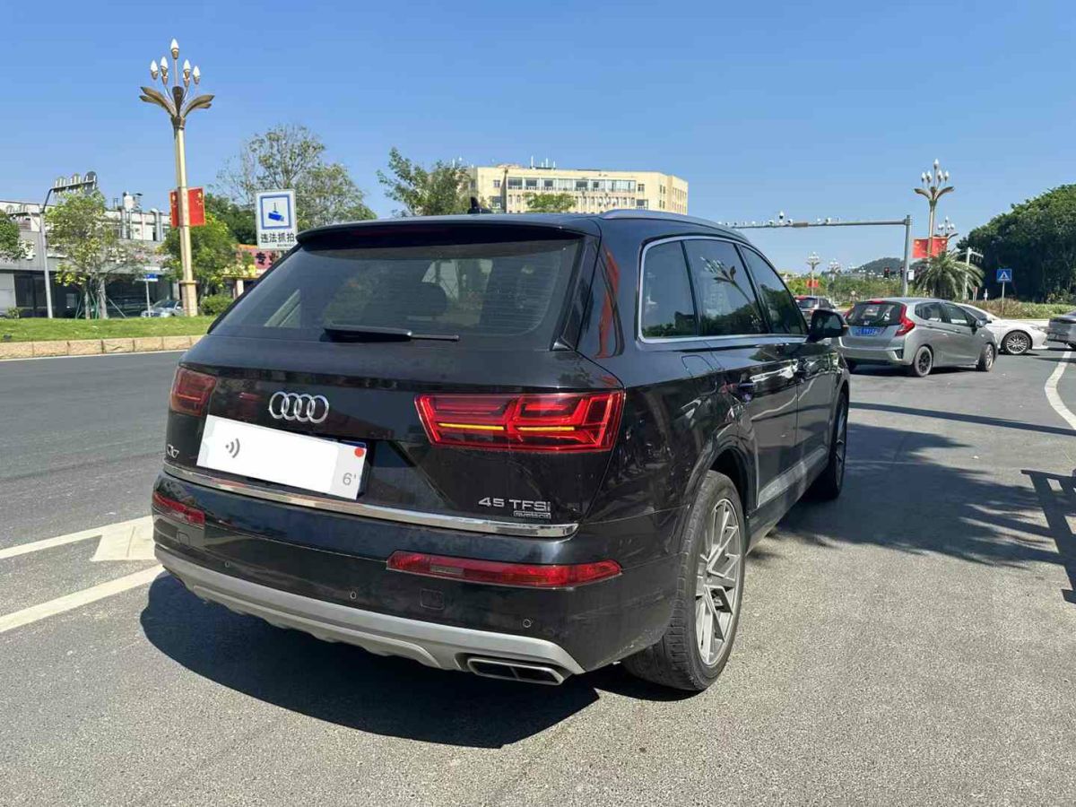 奧迪 奧迪Q7  2019款 45 TFSI S line運(yùn)動型圖片