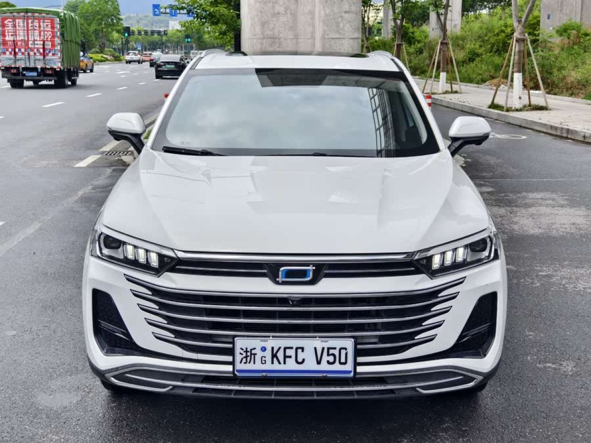 奔騰 T77  2023款 1.5T 自動(dòng)尊享型圖片