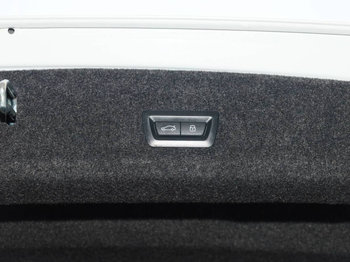 宝马 宝马3系  2023款 325Li xDrive M运动套装图片