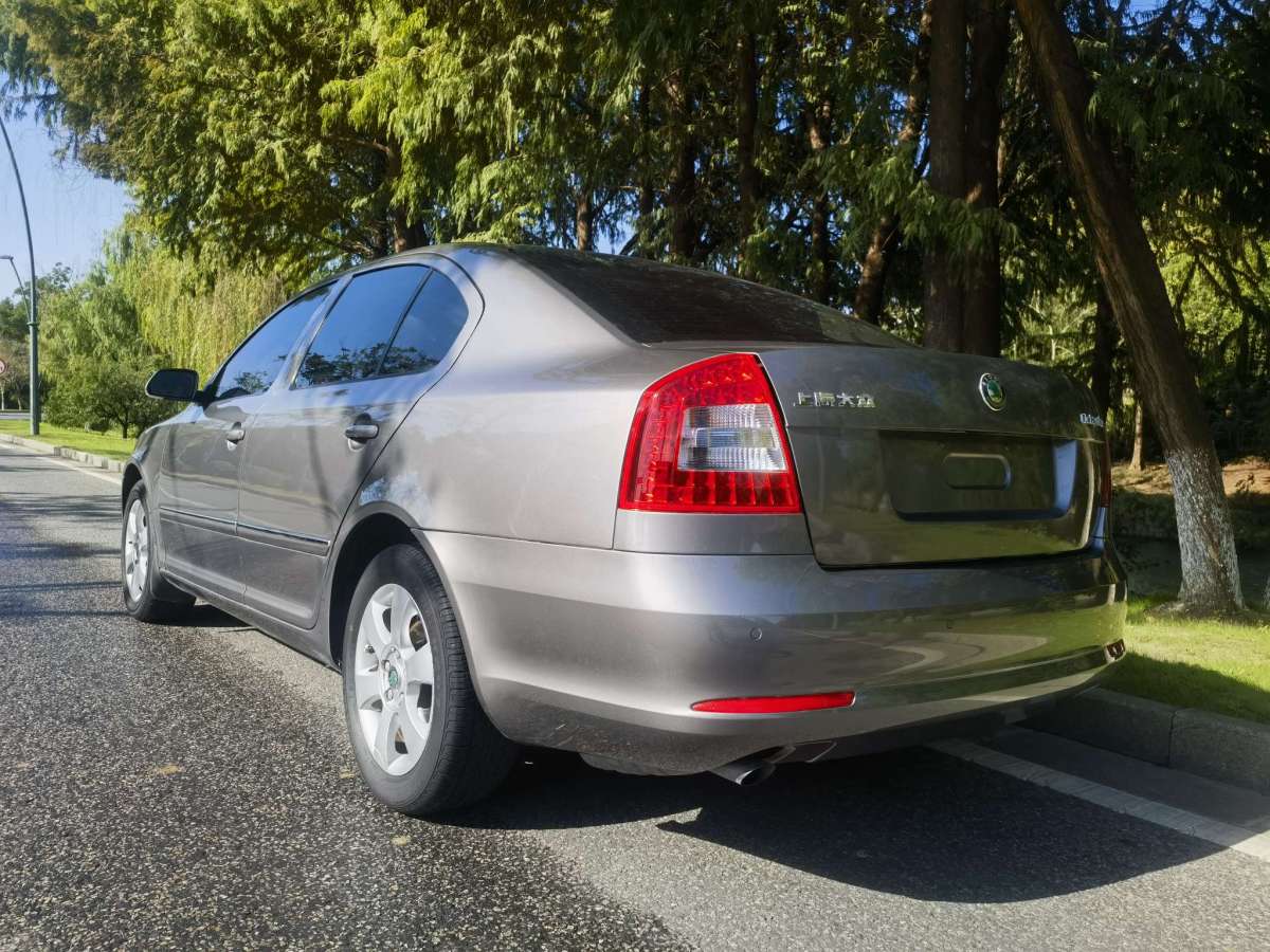 斯柯達 明銳  2010款 1.6L 自動逸俊版圖片