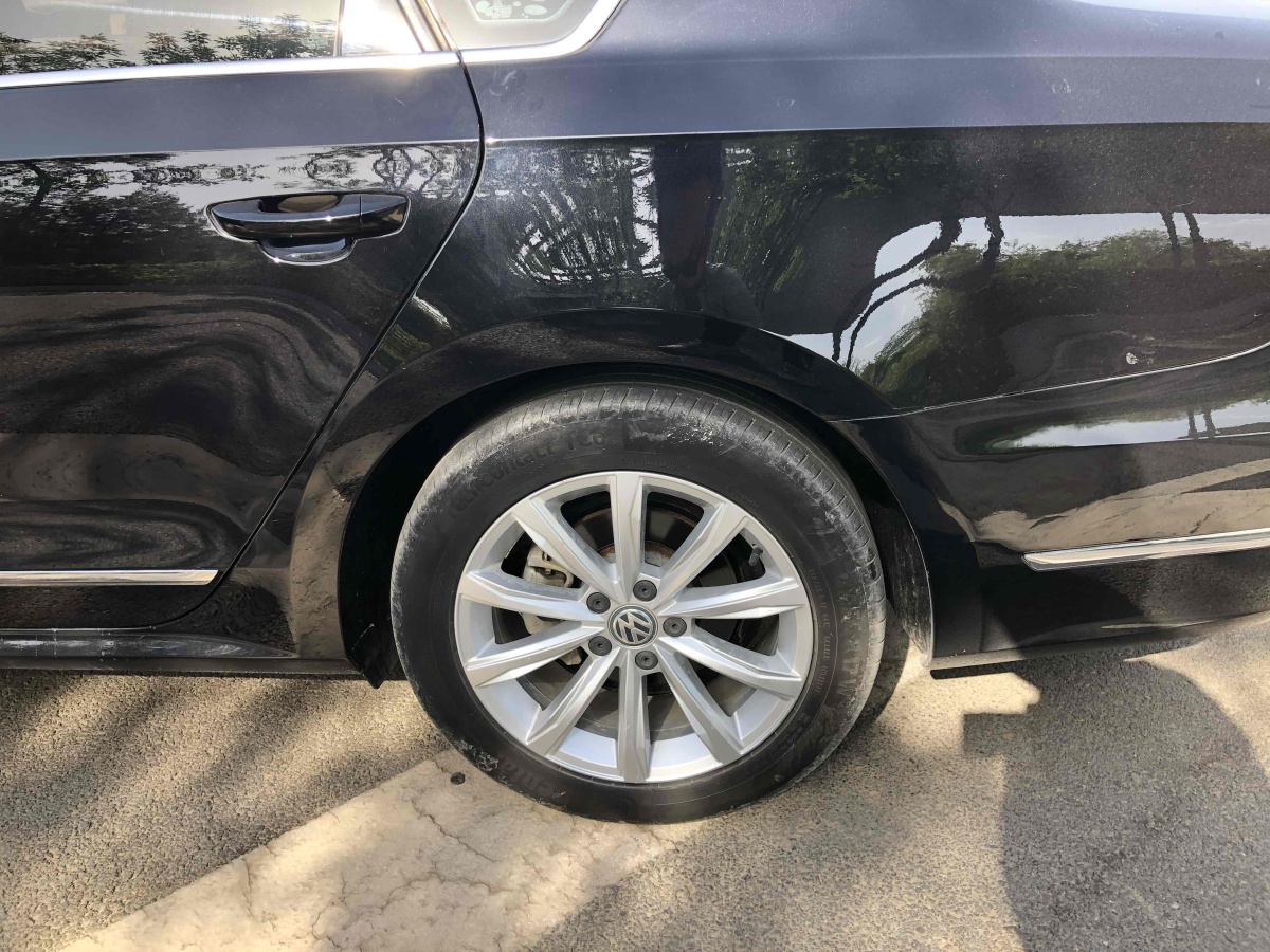 2019年2月大眾 帕薩特  2016款 330TSI DSG尊榮版