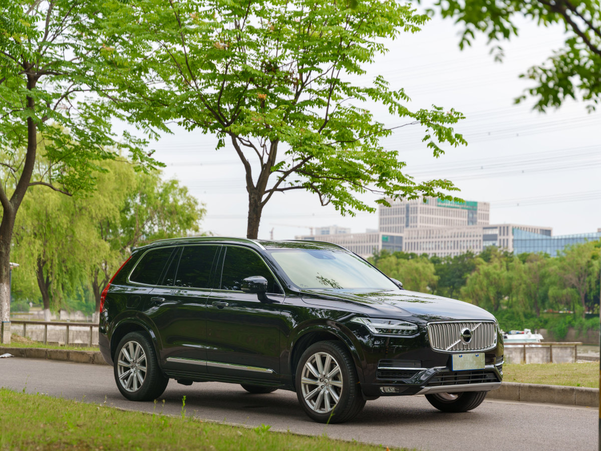 2019年8月沃爾沃 XC90  2019款 T5 智逸版 5座 國(guó)VI