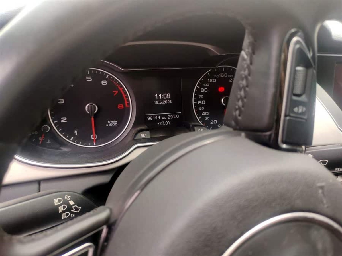 奧迪 奧迪A4L  2016款 35 TFSI 典藏版 自動標準型圖片