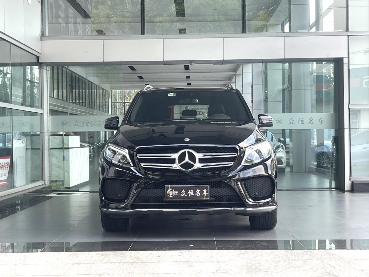 奔馳 奔馳GLE  2019款 GLE 320 4MATIC 動(dòng)感型臻藏版圖片