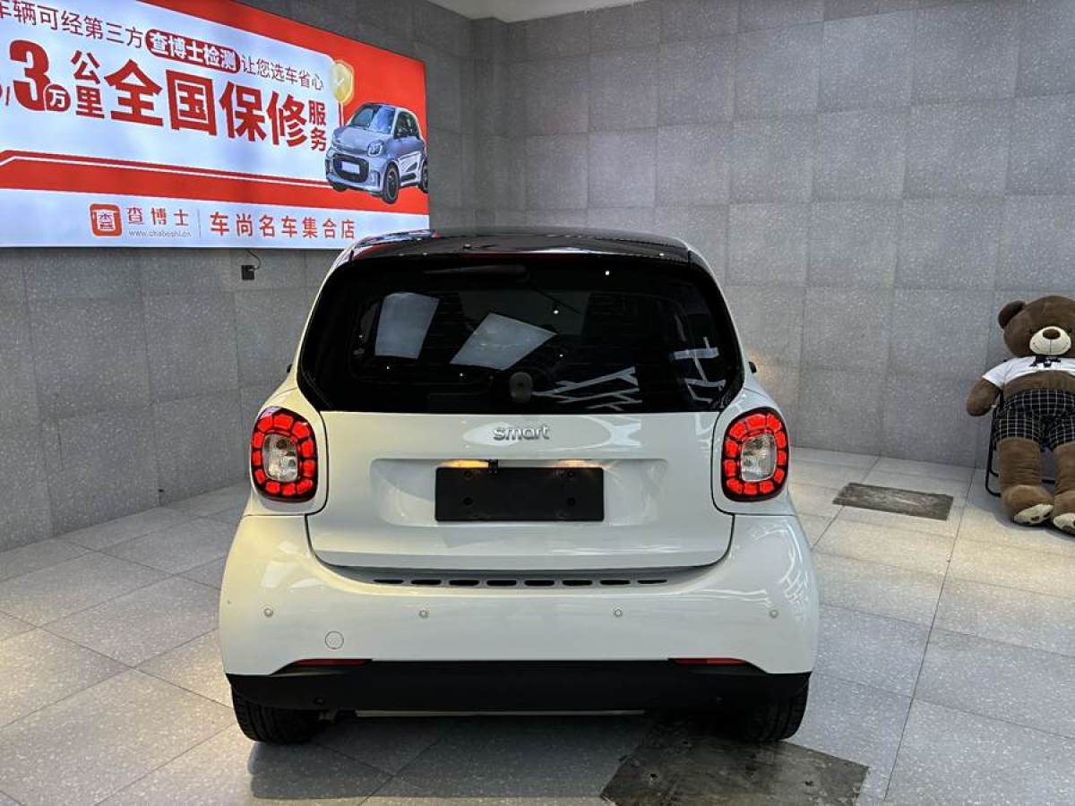 smart fortwo  2017款 1.0L 52千瓦新聲特別版圖片