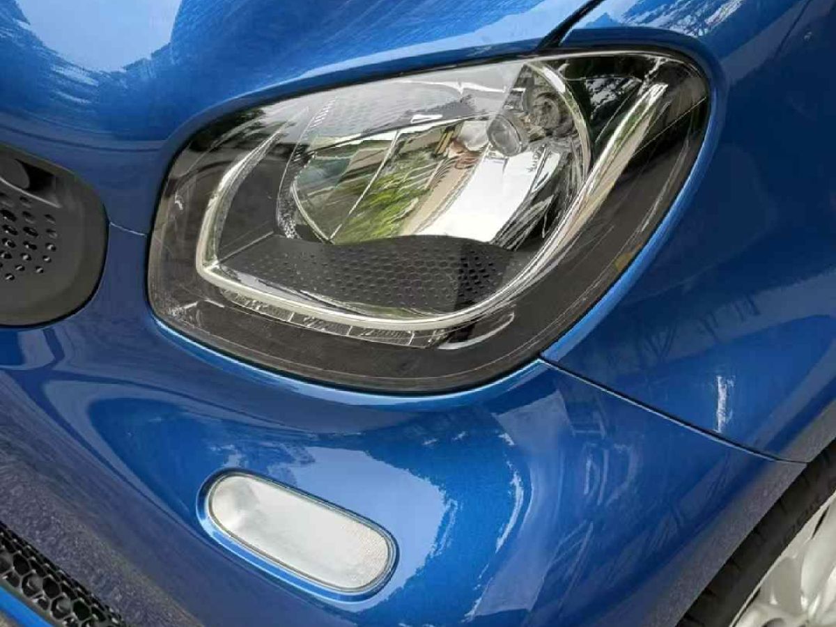 smart fortwo 圖片