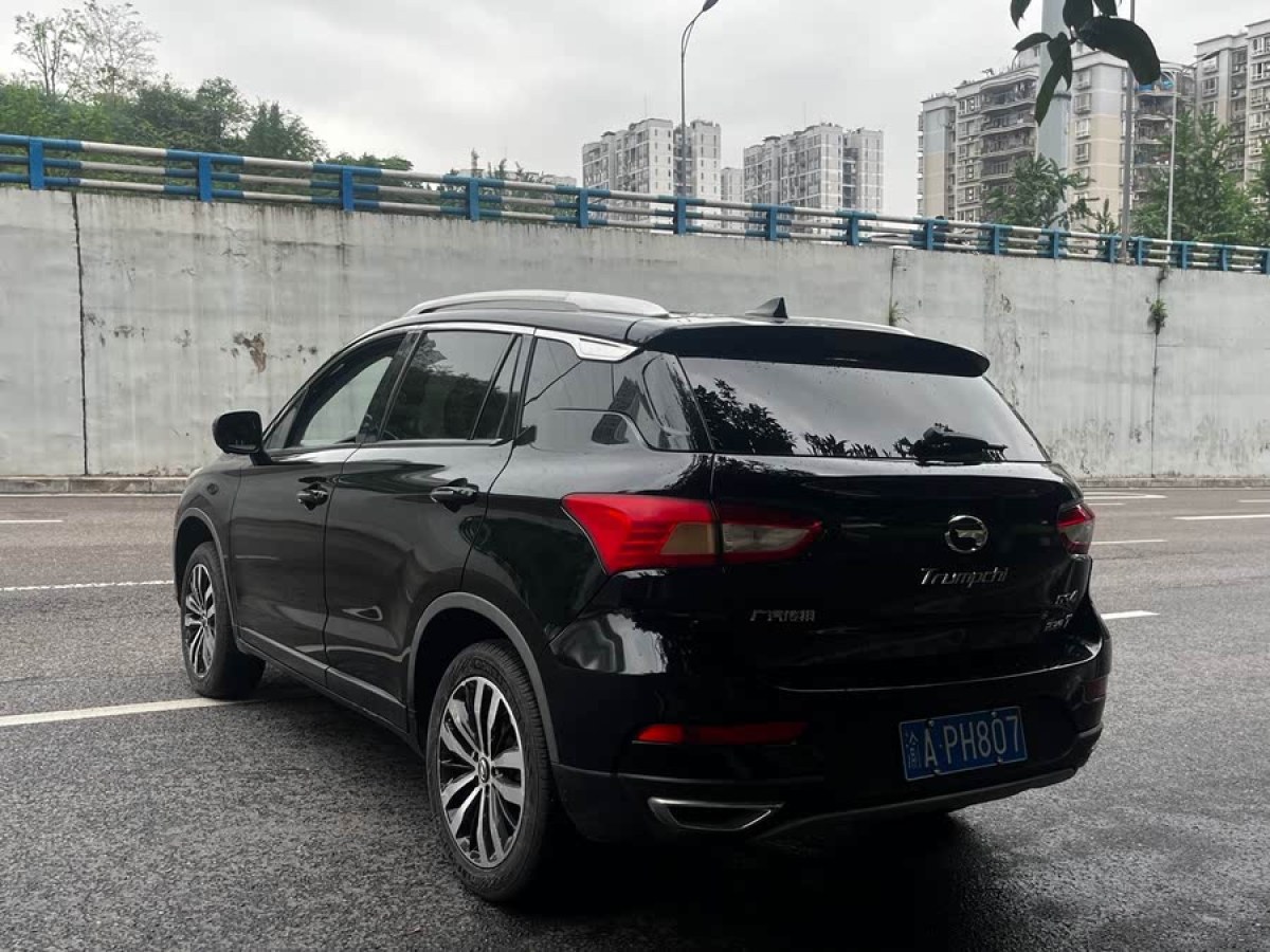 廣汽傳祺 GS4  2017款 235T 自動(dòng)兩驅(qū)豪華智聯(lián)版圖片