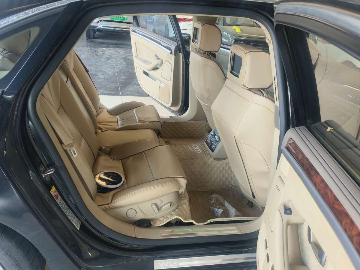 奧迪 奧迪A8  2008款 A8L 6.0 W12至尊旗艦型圖片