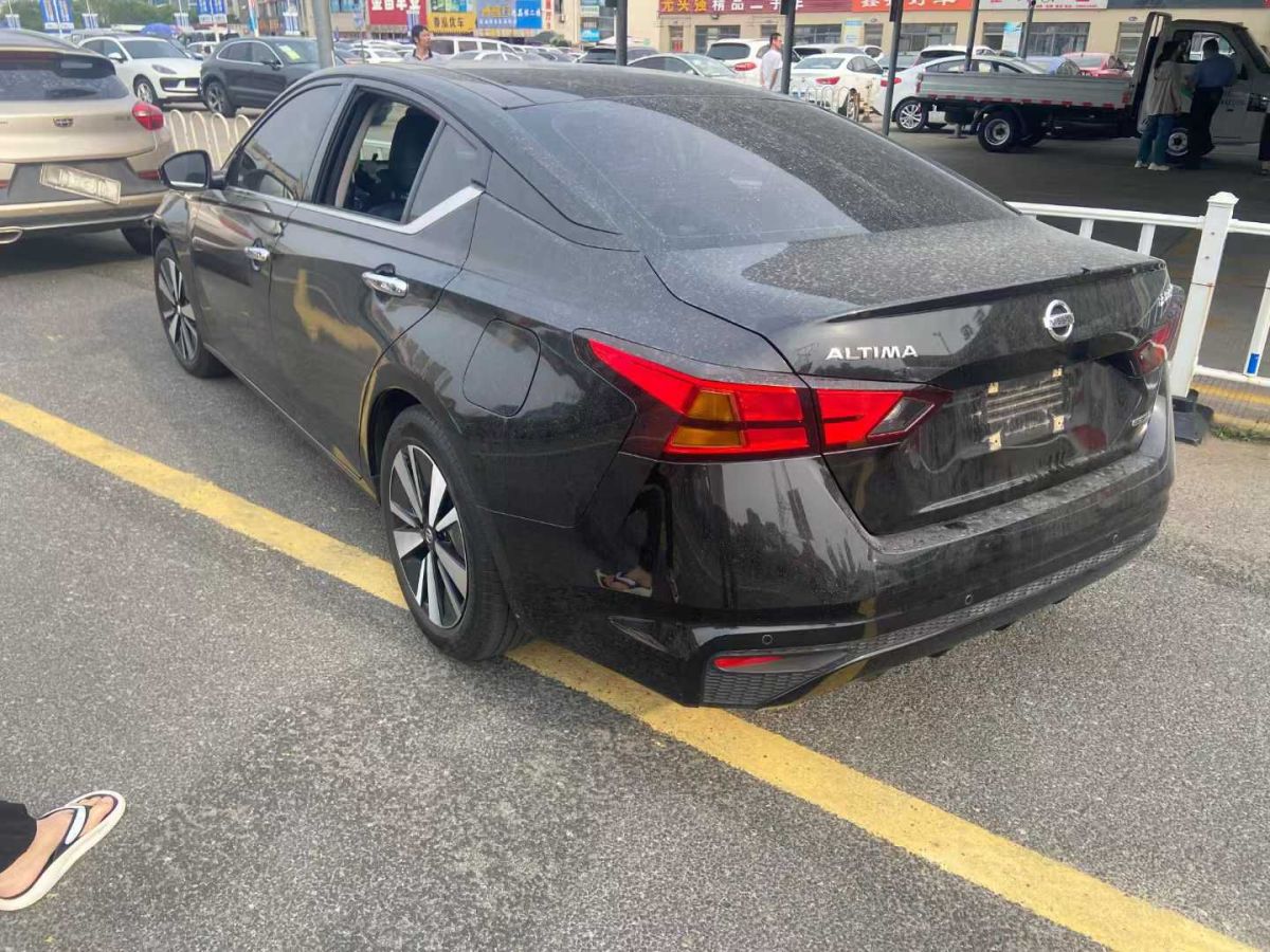 日產(chǎn) 天籟  2022款 2.0L XE 純享版圖片