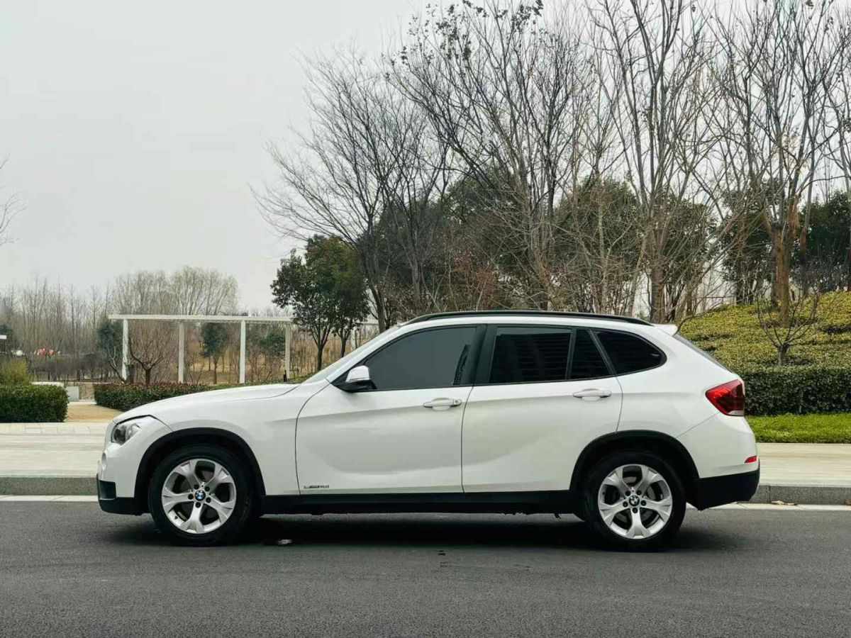 寶馬 寶馬X1  2013款 X1 xDrive20i 2.0T 探索版圖片