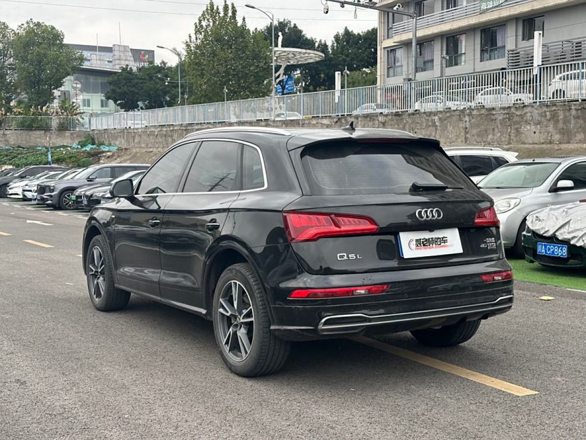 奧迪 奧迪Q5L  2020款 改款 40 TFSI 榮享時尚型圖片