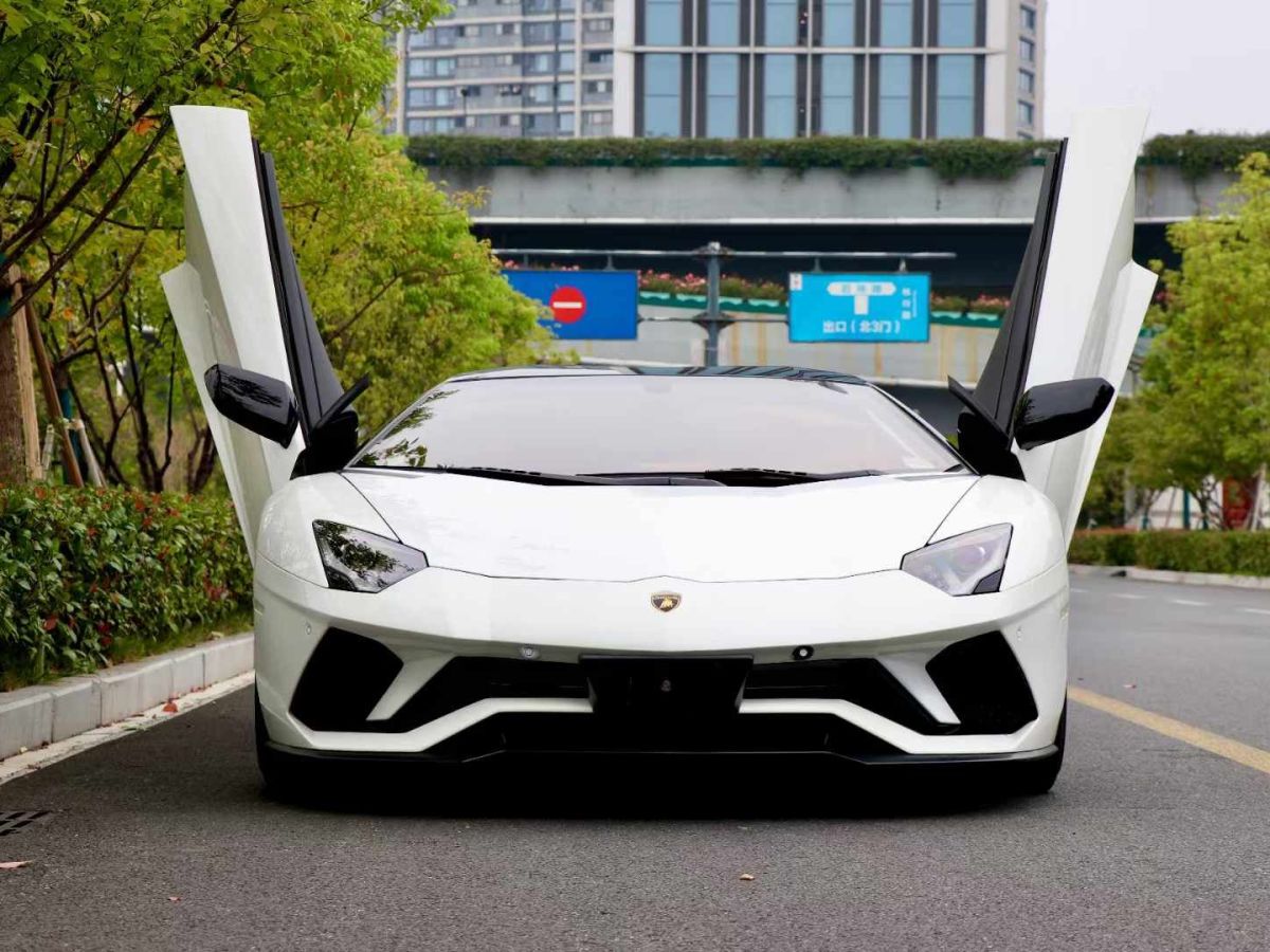 蘭博基尼 Aventador  2019款 Aventador SVJ圖片