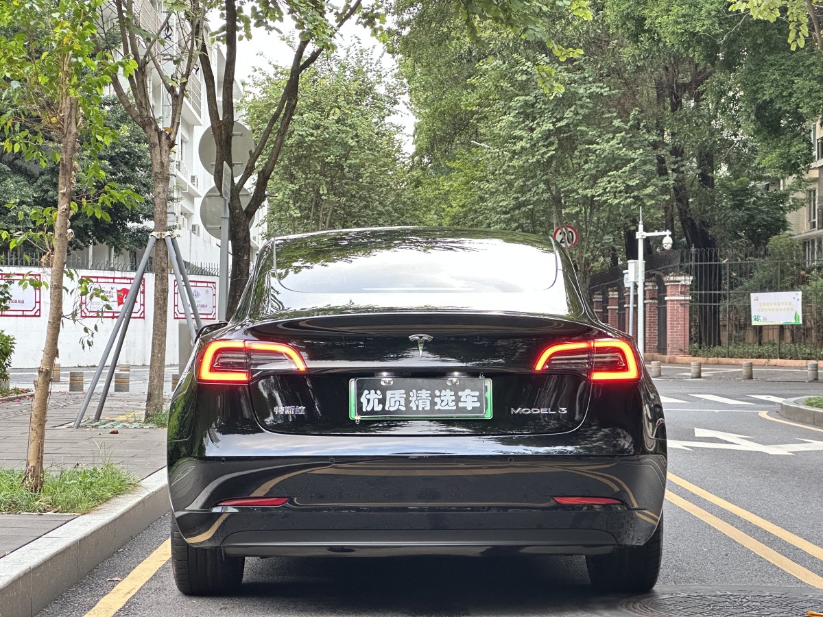 特斯拉 Model 3  2022款 改款 后輪驅(qū)動(dòng)版圖片