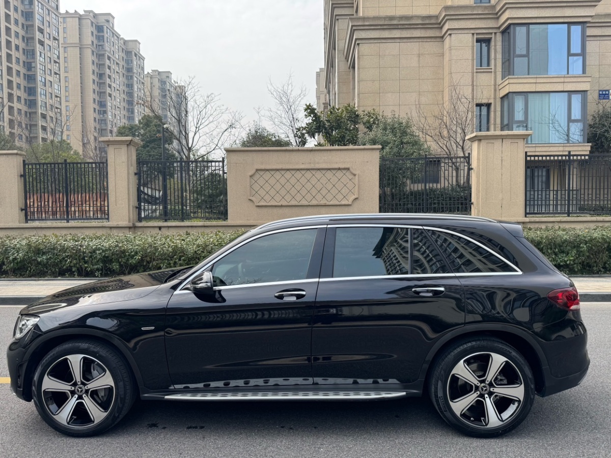 奔馳 奔馳GLC  2020款 GLC 300 L 4MATIC 動(dòng)感型圖片